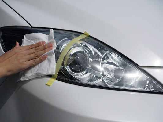 【實測】車頭燈翻新！瞬間解決變黃車燈！| MOOBI 香港網上汽車用品專門店