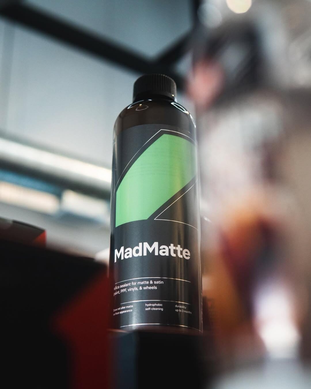 韓國製 CARPRO MadMatte 消光及緞光鍍膜噴劑瓶身斜角 - MOOBI 貓比