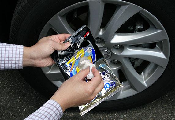 SOFT99 | 洗鈴專用無水洗車鍍膜濕巾 Wheel Cleaning Wipe | 日本製 | MOOBI 香港網上汽車用品店 p2
