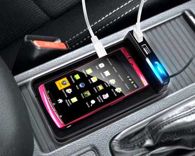 日本 EXEA 星光産業 | USB 充電連防滑底盤 EM-109 黑色 | MOOBI 香港網上汽車用品專門店 p2
